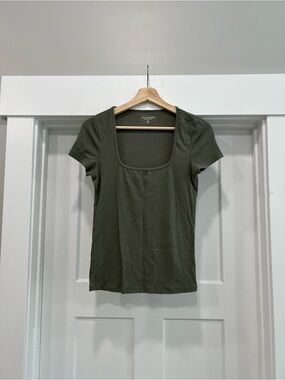 Abercrombie square neck shirt